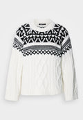 Flauschiger Strickpullover in Creme mit schwarzem Fair Isle-Muster. Mit geripptem Halsausschnitt und Zopfmuster-Textur ausgestattet. Lockere, entspannte Passform.
