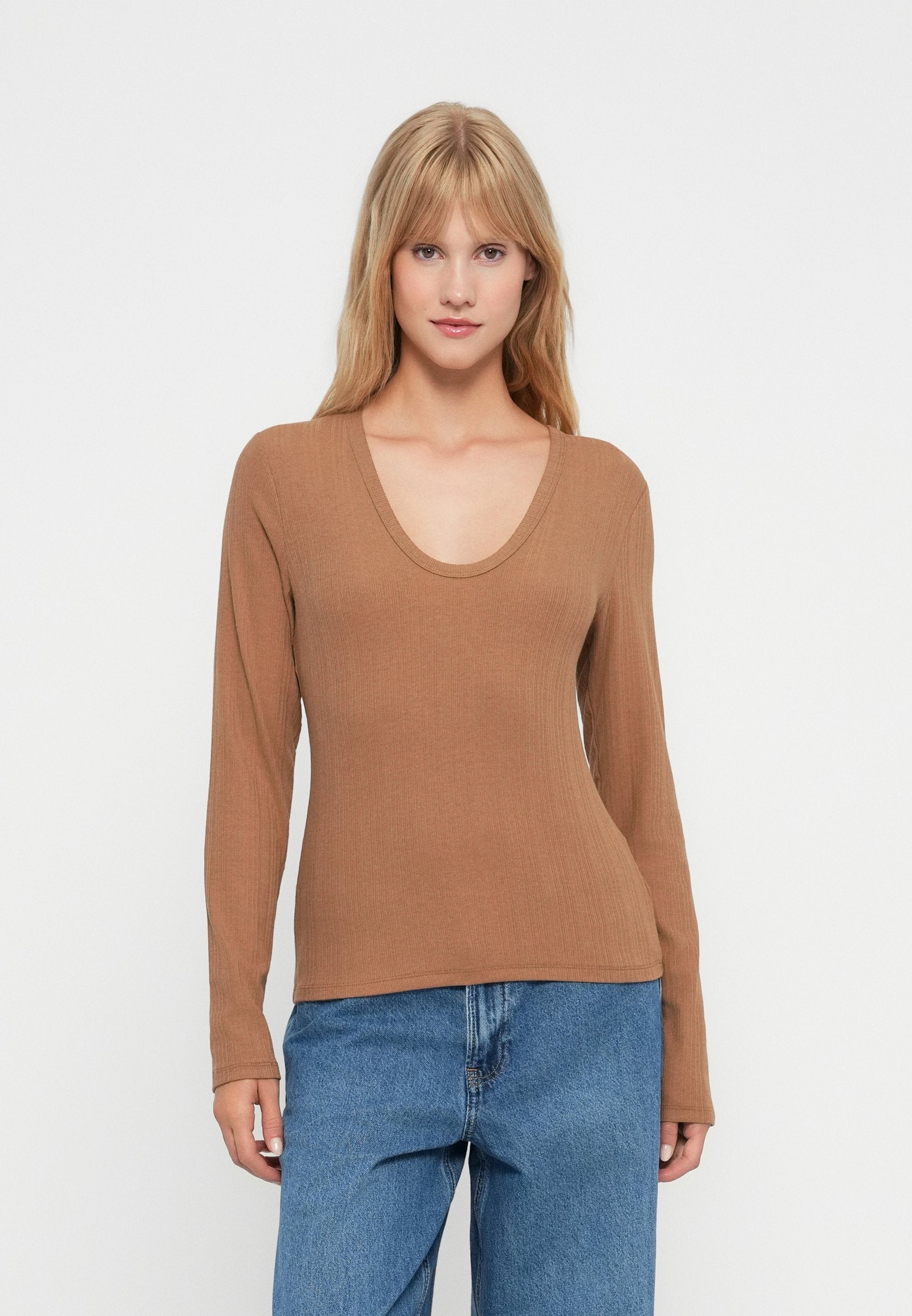 GAP LUXE
