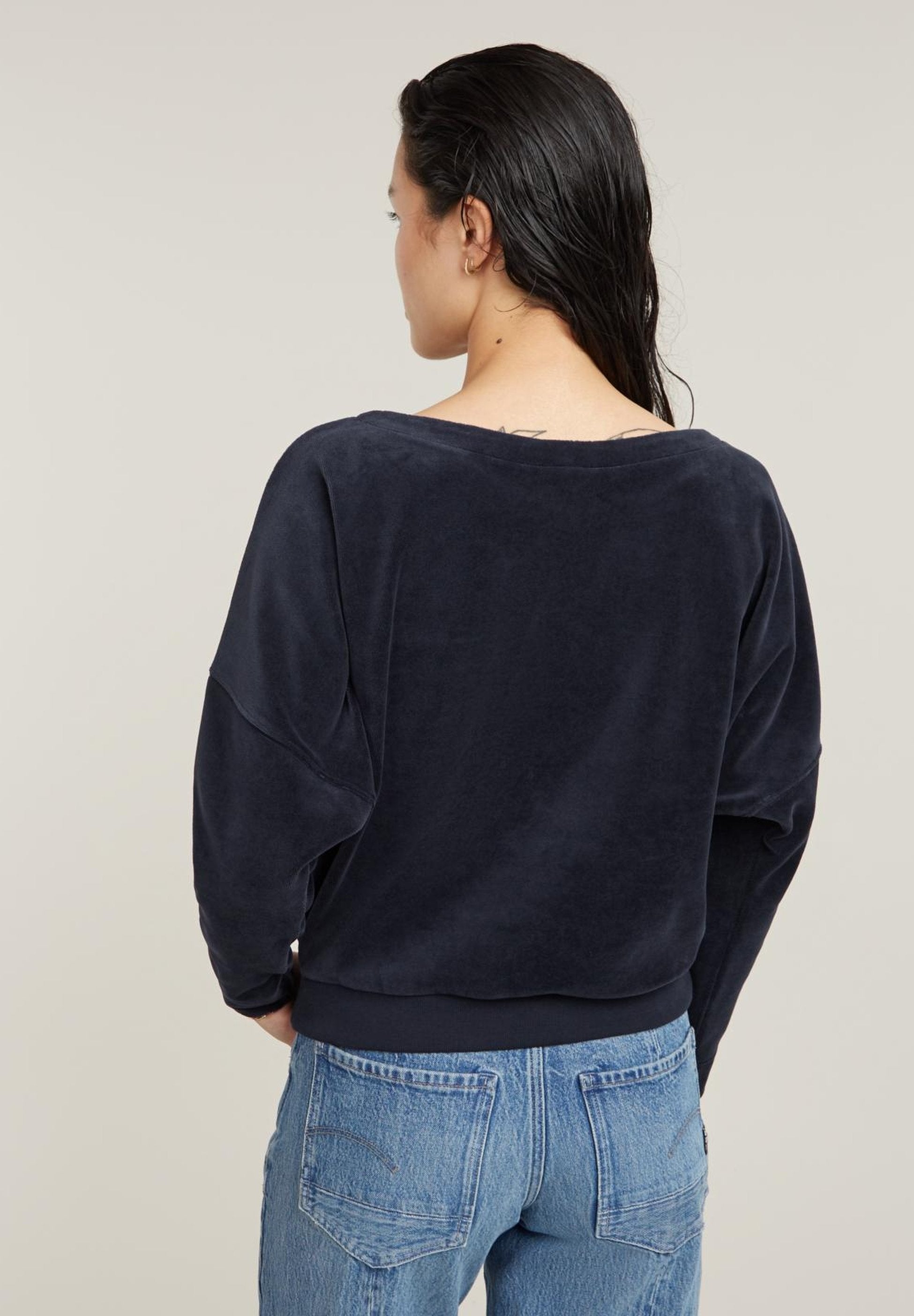 BATWING VELVET LOOSE Media 4