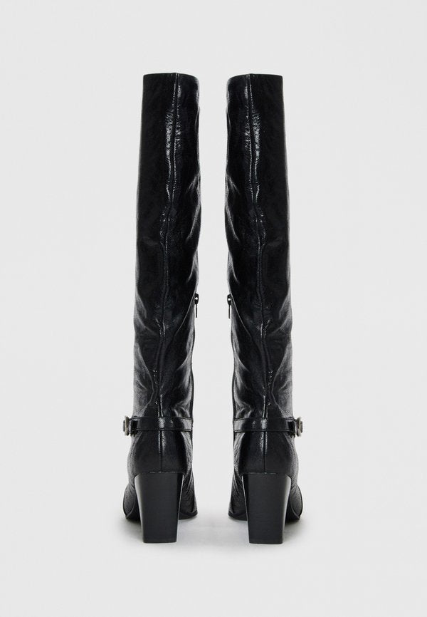 ALDO SADDLE