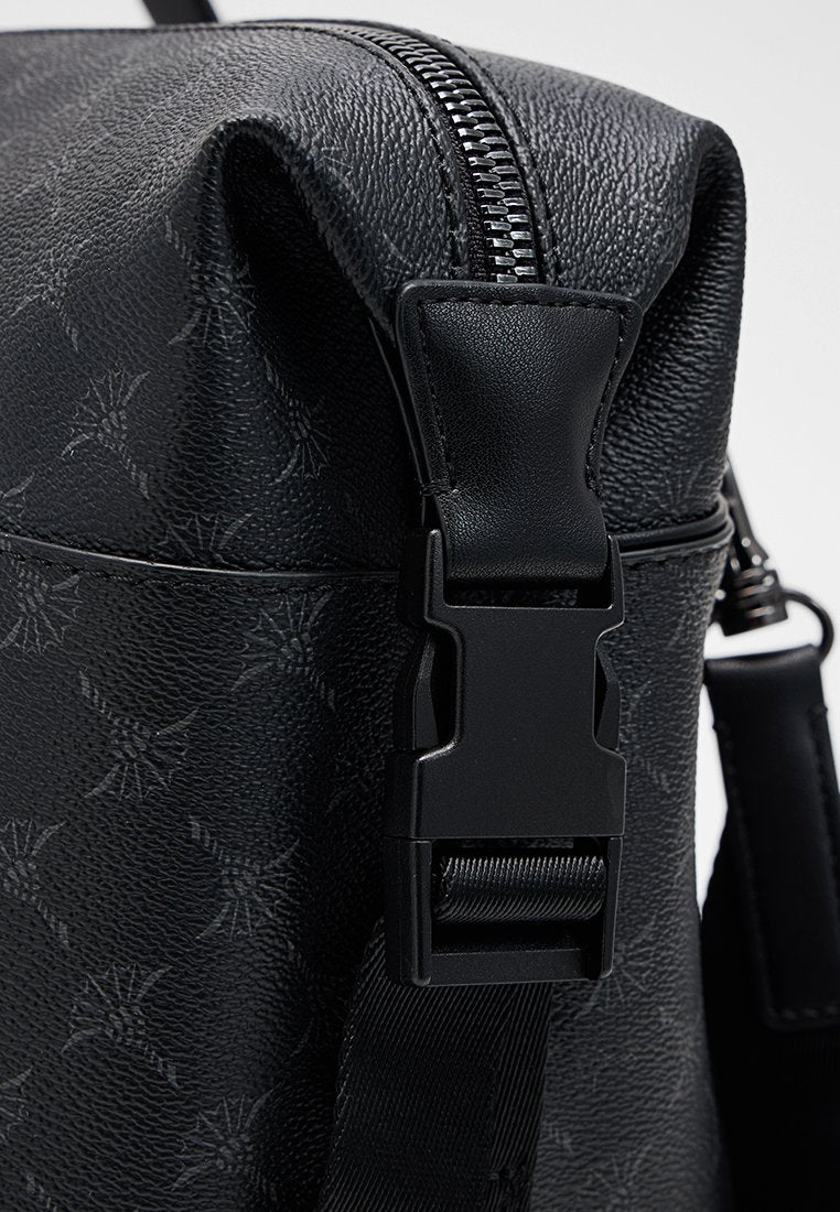 JOOP! FLORA 1.0 CARSTEN WEEKENDER MHZ