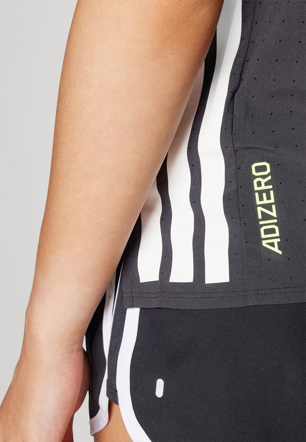 adidas Performance ADIZERO TEE