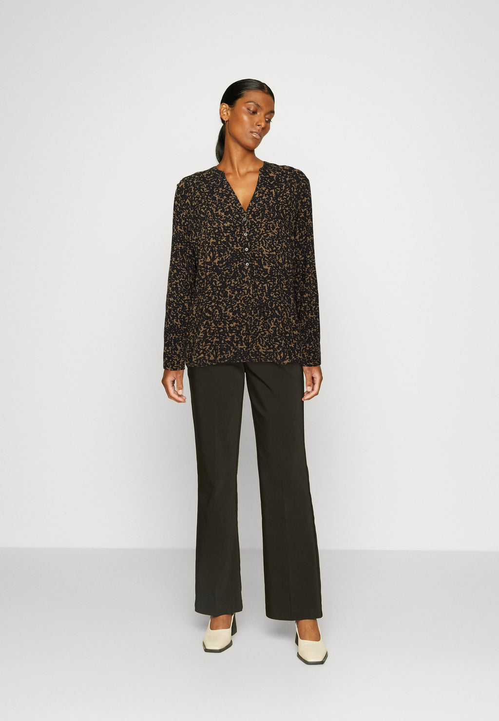 Esprit Bluse Media 2