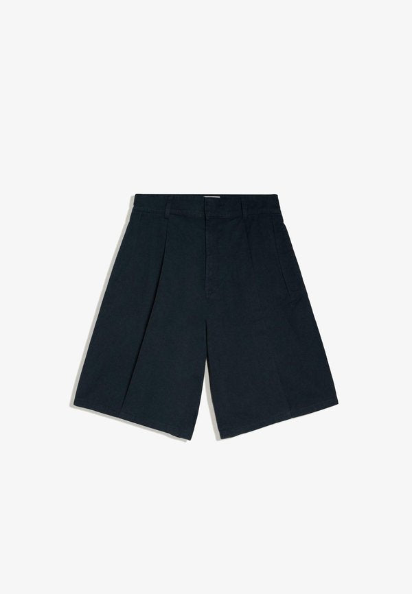 Bershka WIDE-LEG PLEATED - BERMUDA SHORTS - Shorts - royal blue