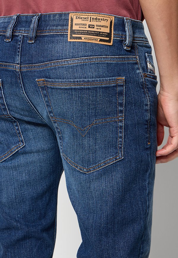 Diesel TROXER