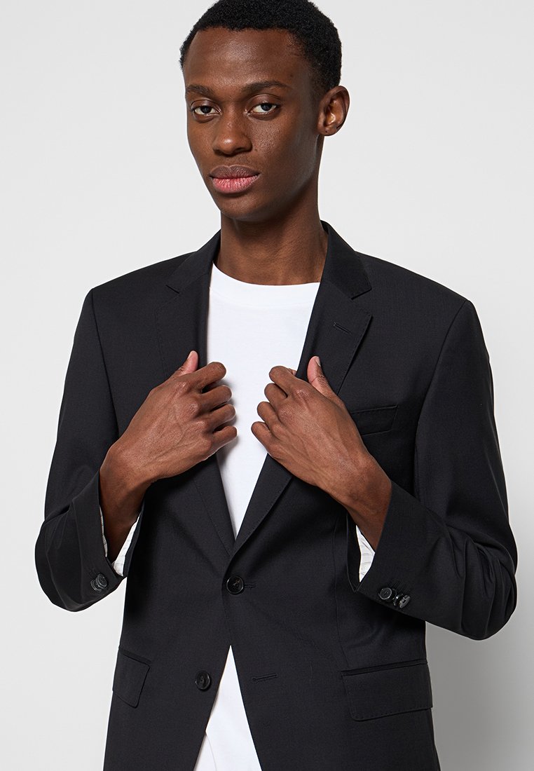 BOSS SLIM FIT
