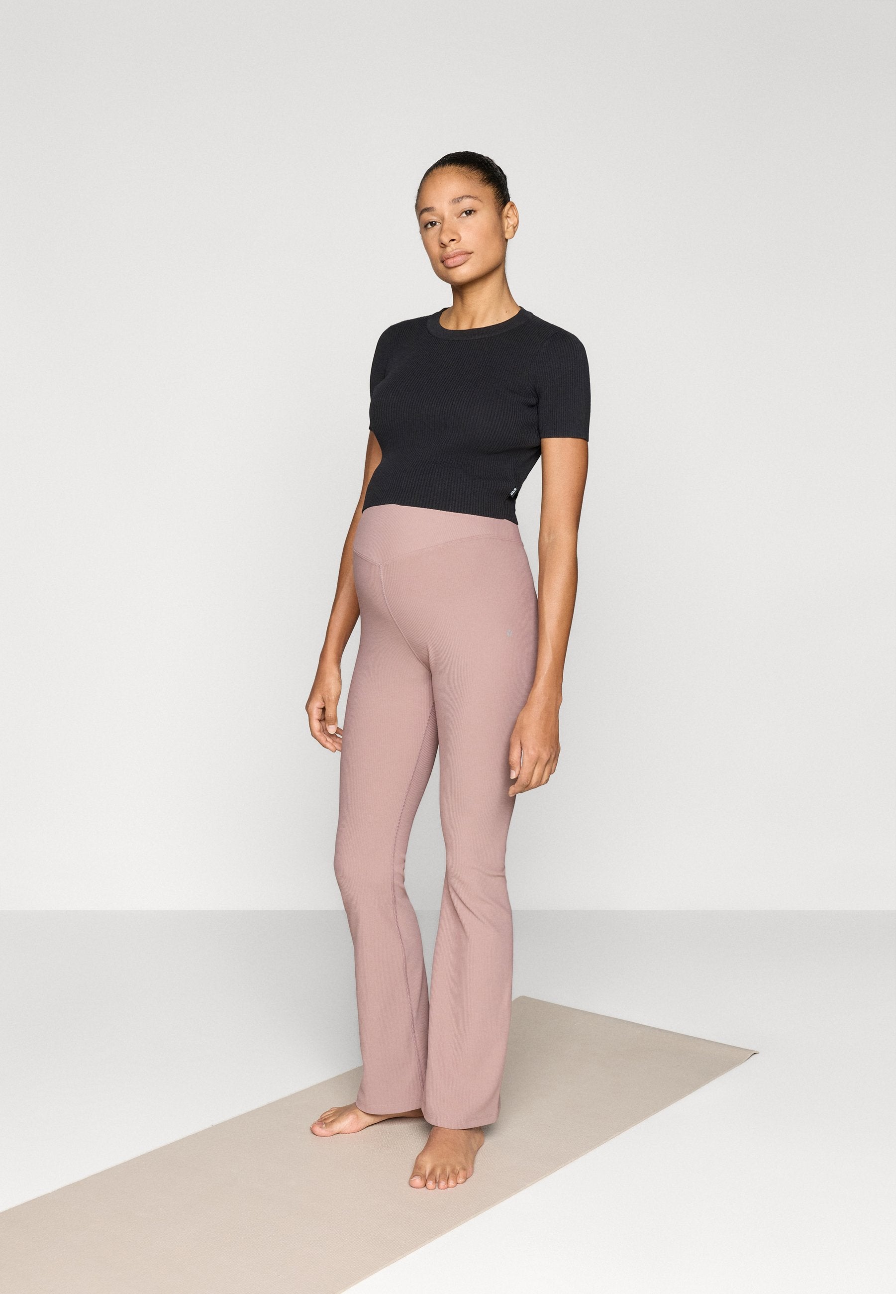 Even&Odd active MATERNITY FULL LENGTH FLARED LEGGINGS