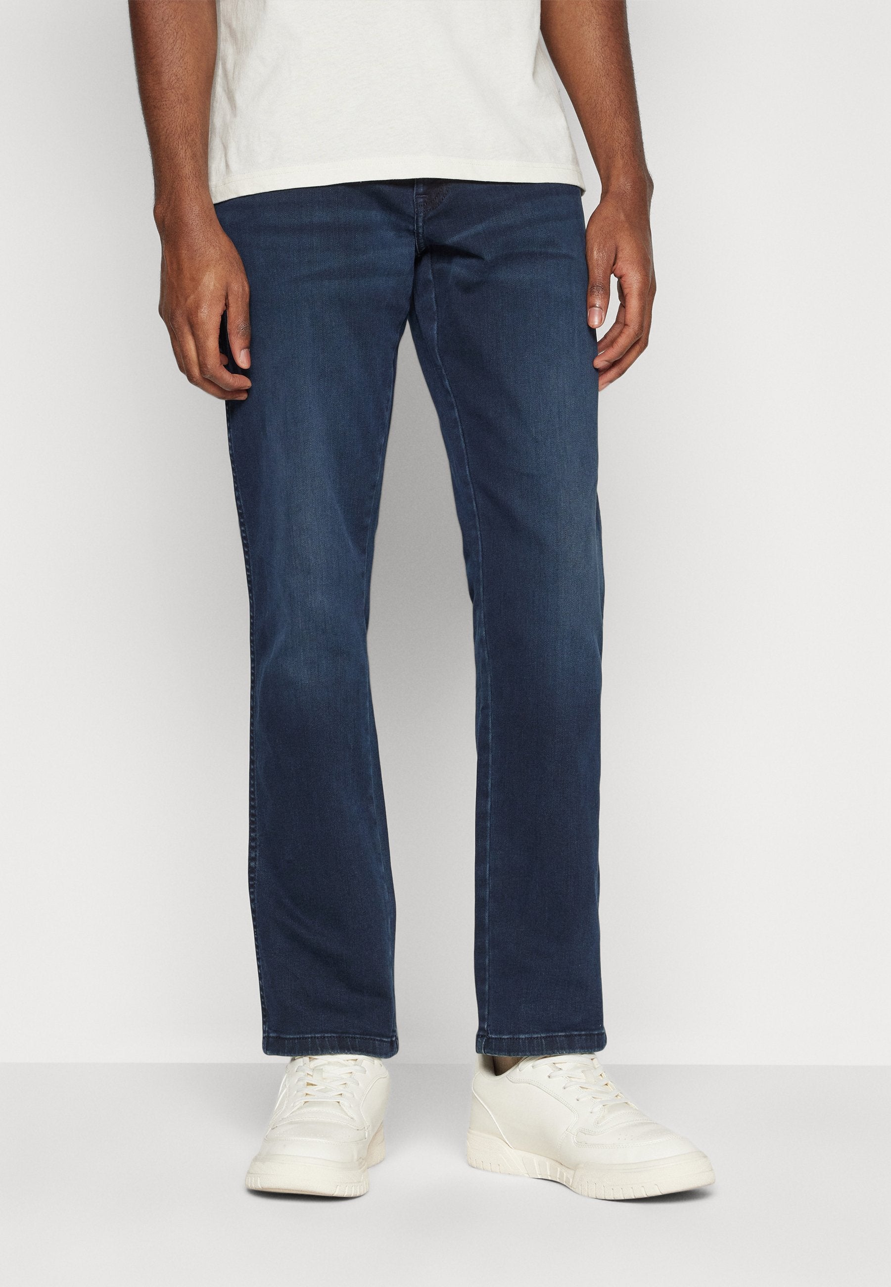 Wrangler TEXAS SLIM