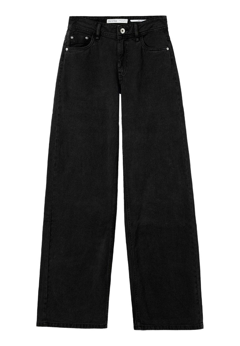 Bershka Flared Jeans Media 1