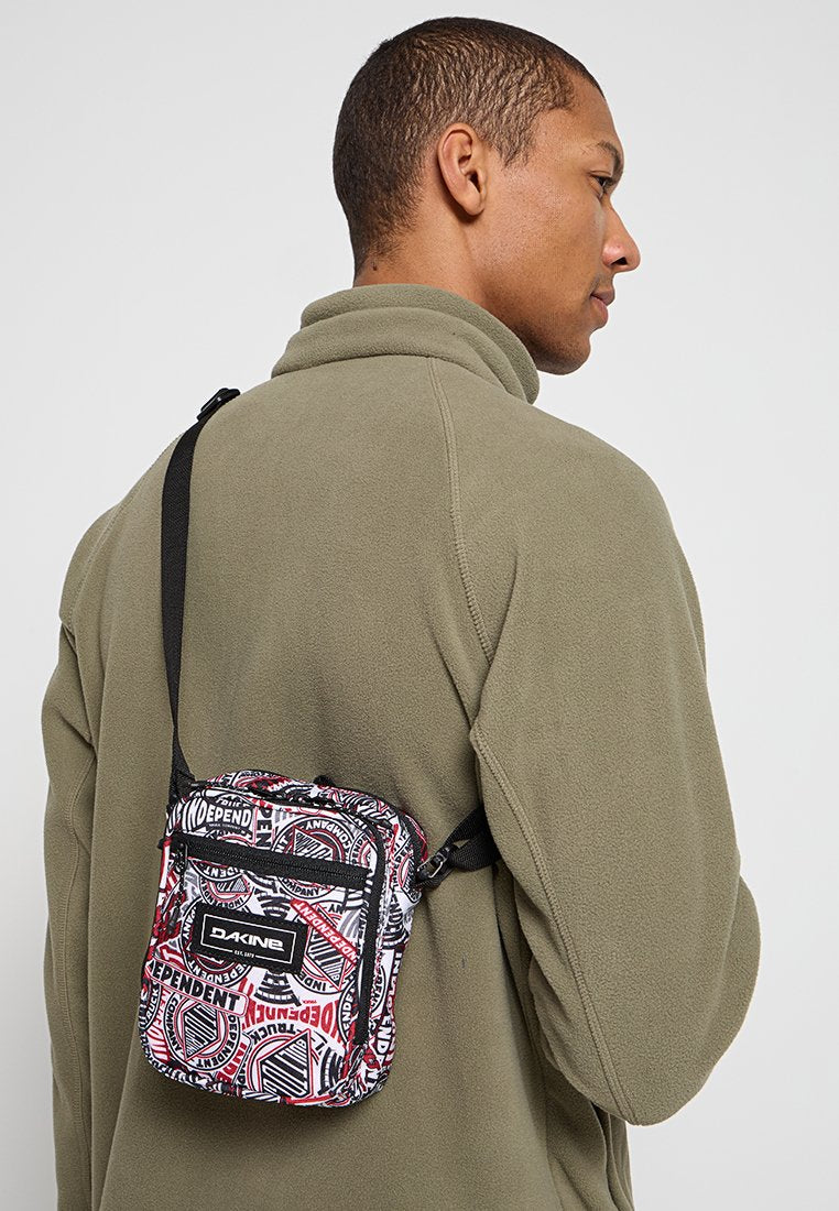 Dakine X INDEPENDENT