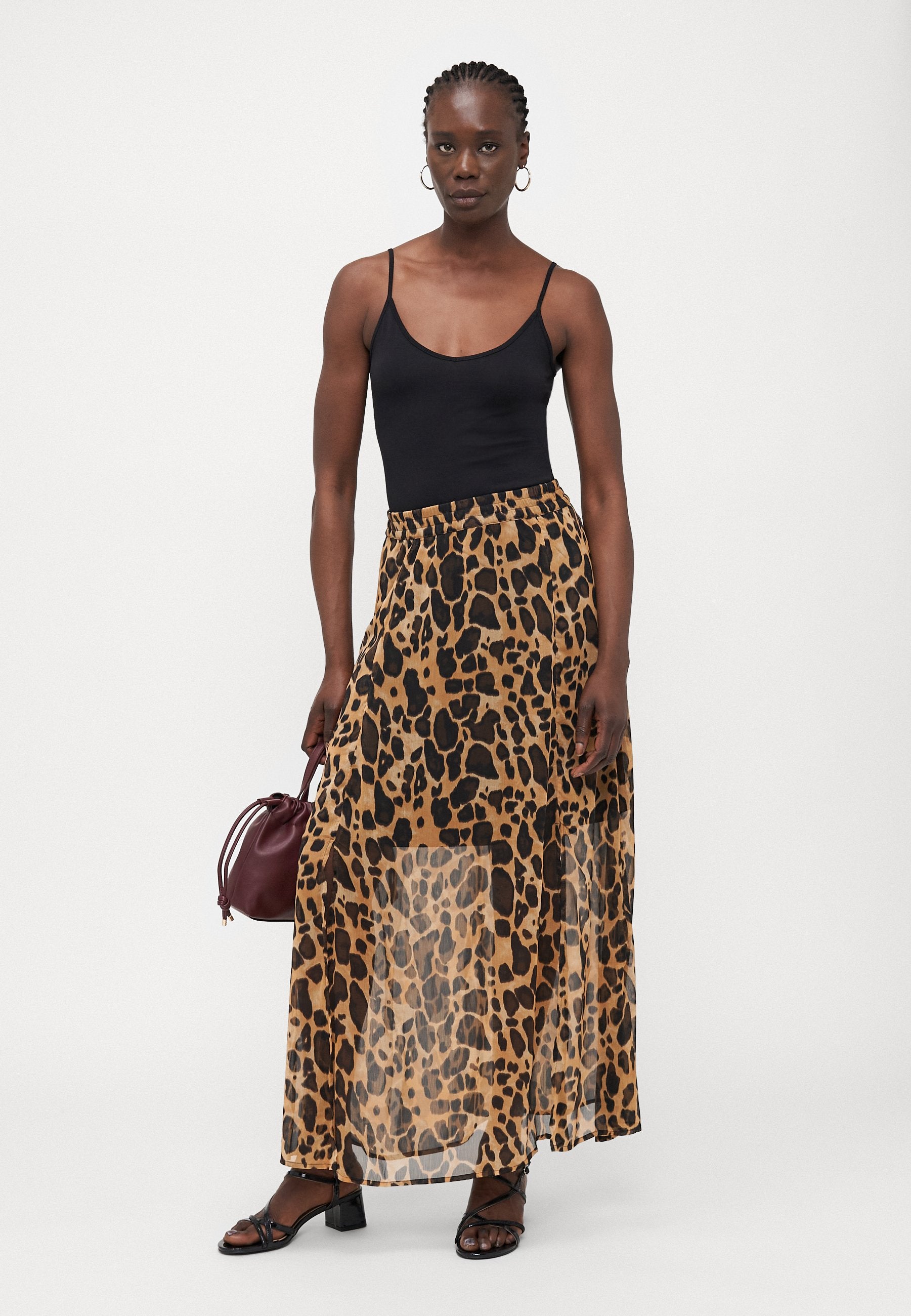 ONLASTA LIFE SLIT SKIRT Media 2