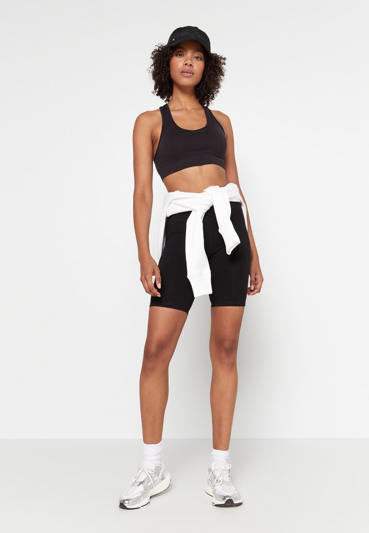 DKNY Sport