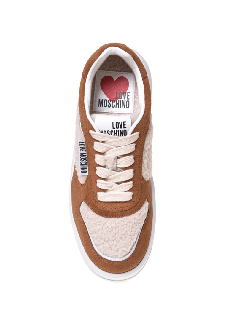 Love Moschino