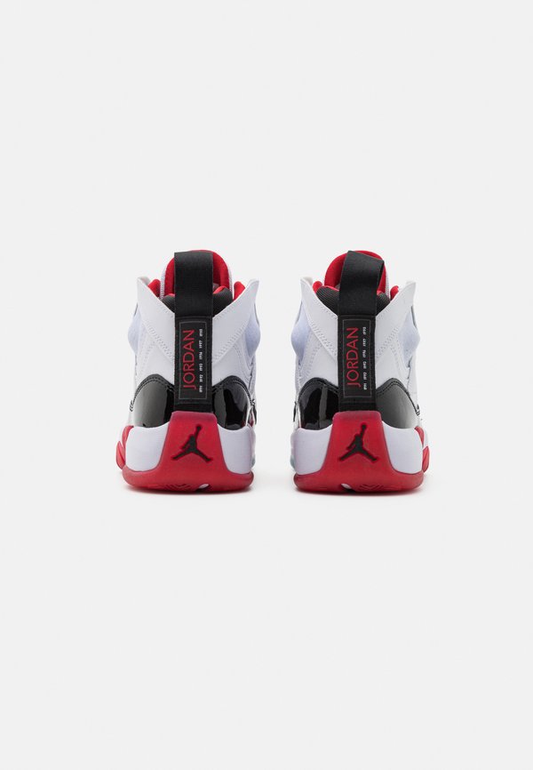 Jordan JUMPMAN TWO TREY