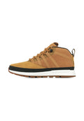 Braune High-Top-Sneaker aus Mesh- und Wildledermaterial, verstärkter Naht, Gummisohle und weiße Zwischensohle mit einem dezenten Rautenmuster.