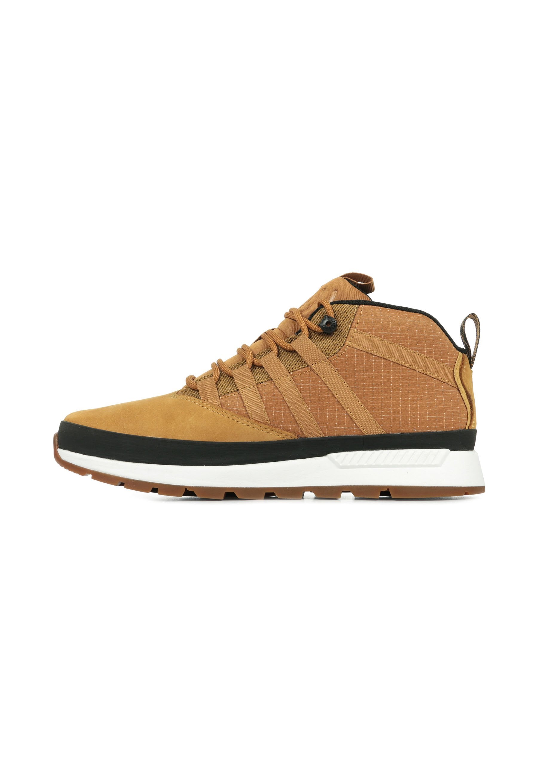 Braune High-Top-Sneaker aus Mesh- und Wildledermaterial, verstärkter Naht, Gummisohle und weiße Zwischensohle mit einem dezenten Rautenmuster.