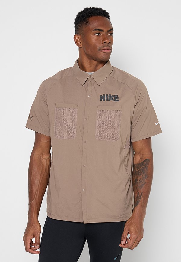 Nike Performance
