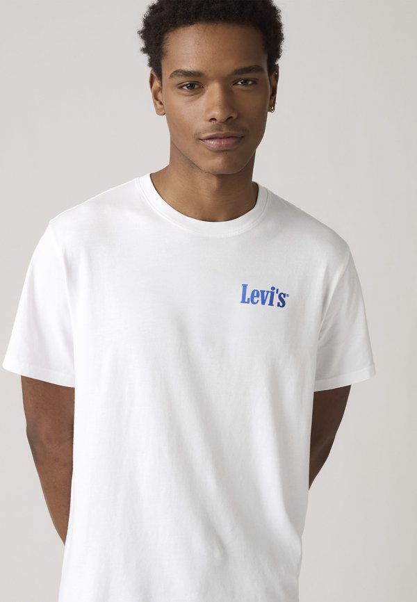 Levi's® RELAXED FIT TEE