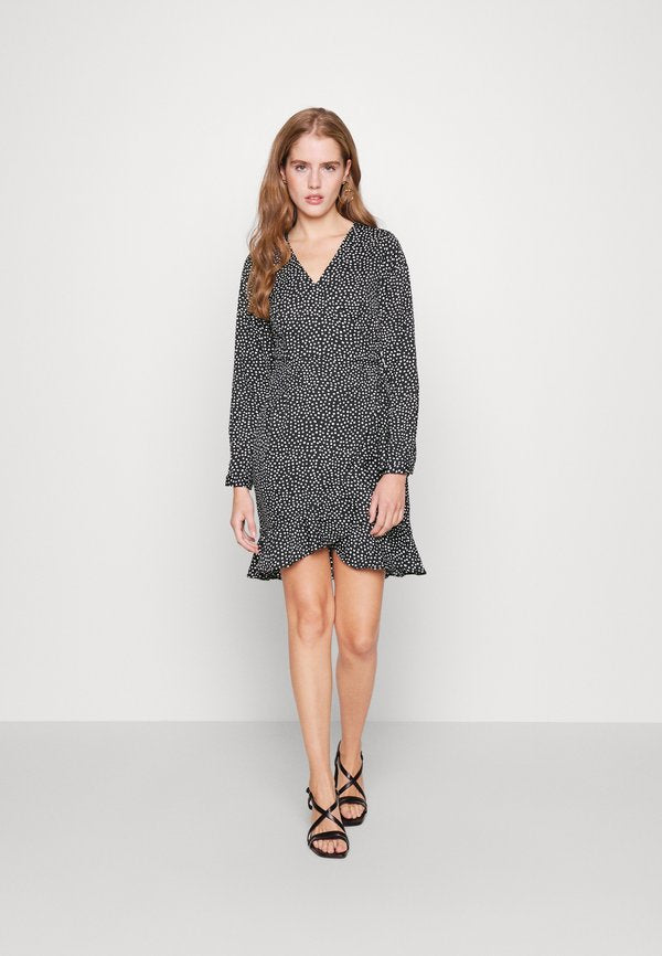 Vero Moda Petite VMHENNA WRAP FRILL DRESS