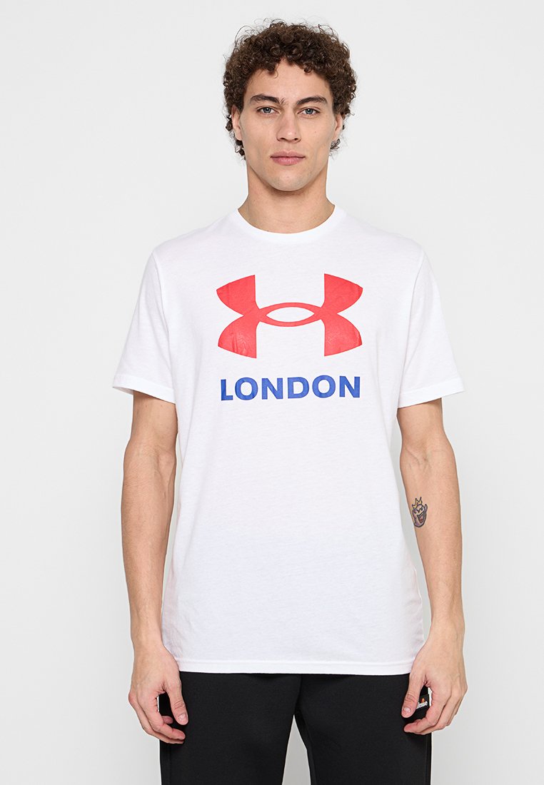Under Armour LOOSE FIT