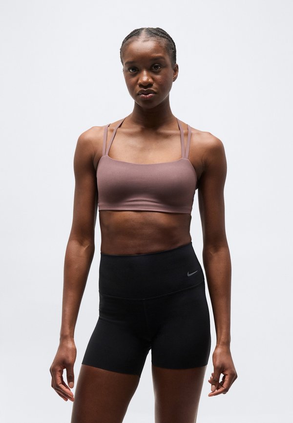 Nike Performance ZENVY STRAPPY BRA - Light support sports bra - tattoo/white