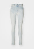 3301 SKINNY SPLIT Media 1