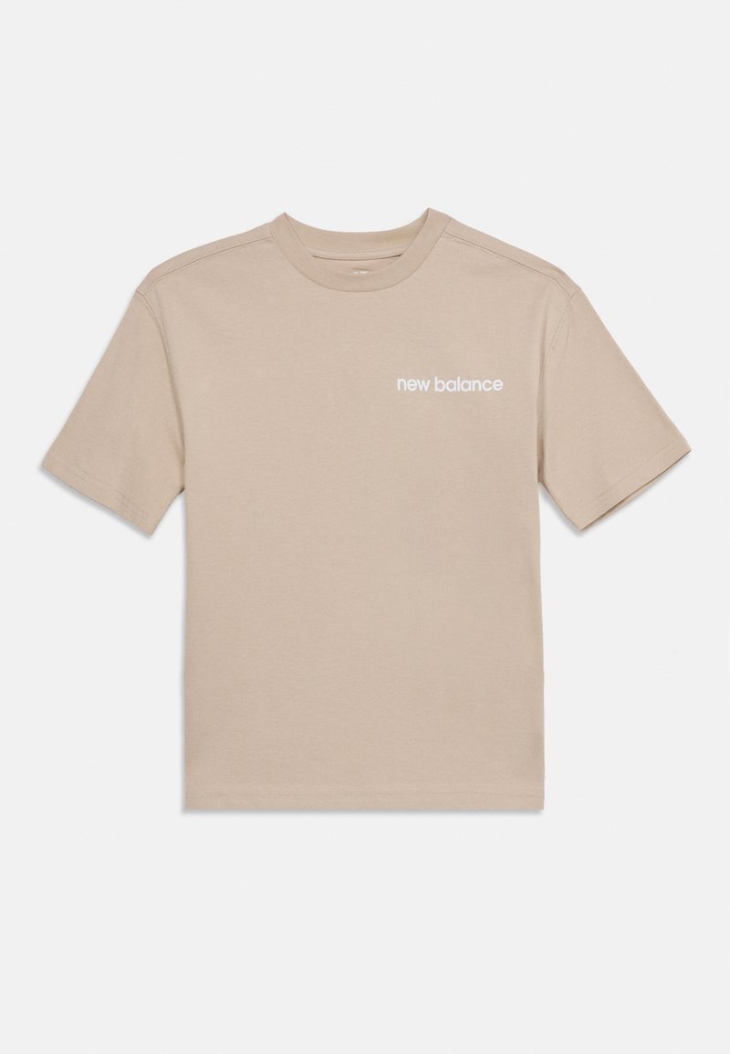 SHOE GRAPHIC TEE Media 1