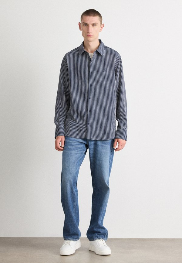 Calvin Klein LOOSE FIT