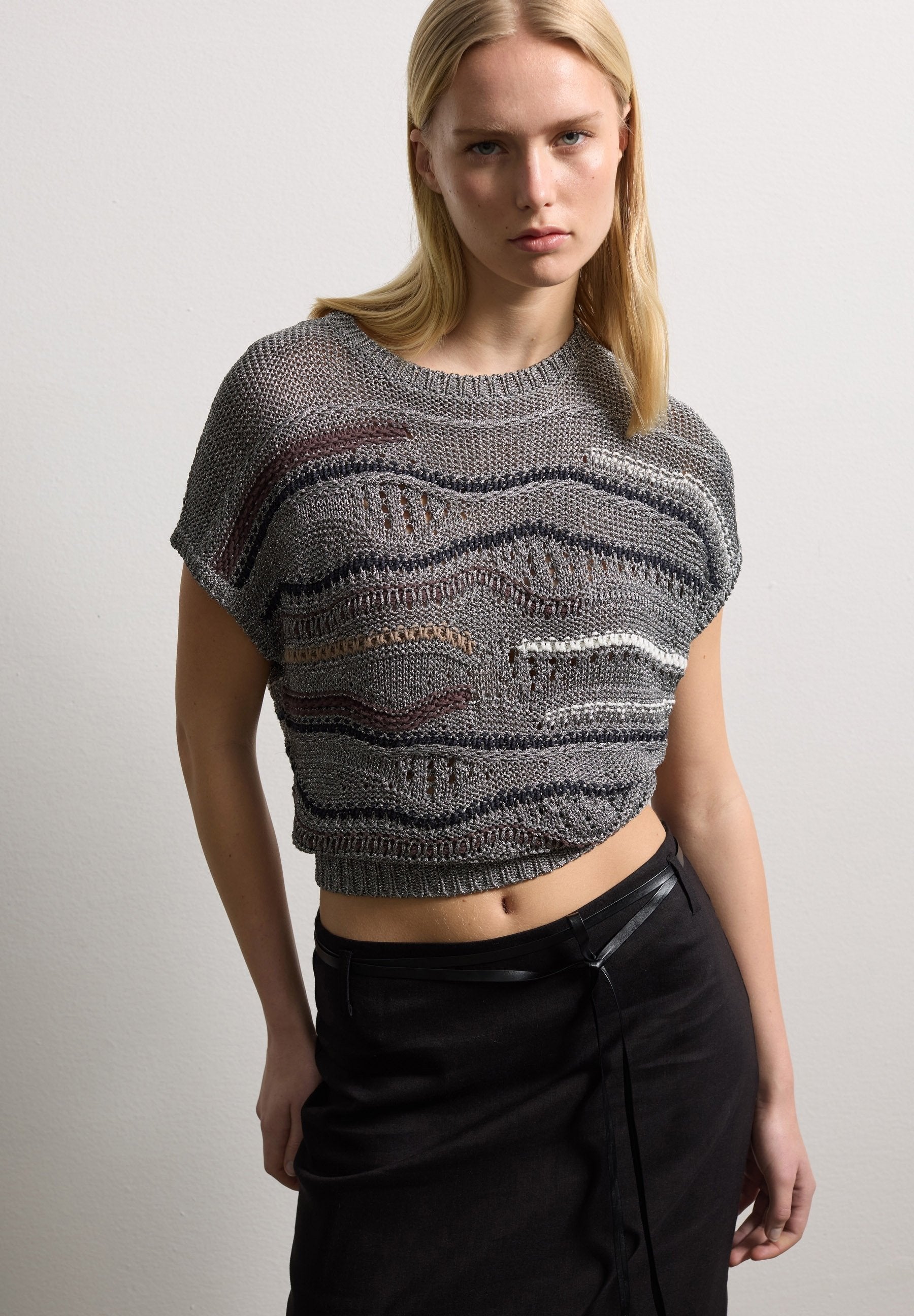 Stefanel WITH CONTRASTING DETAILS