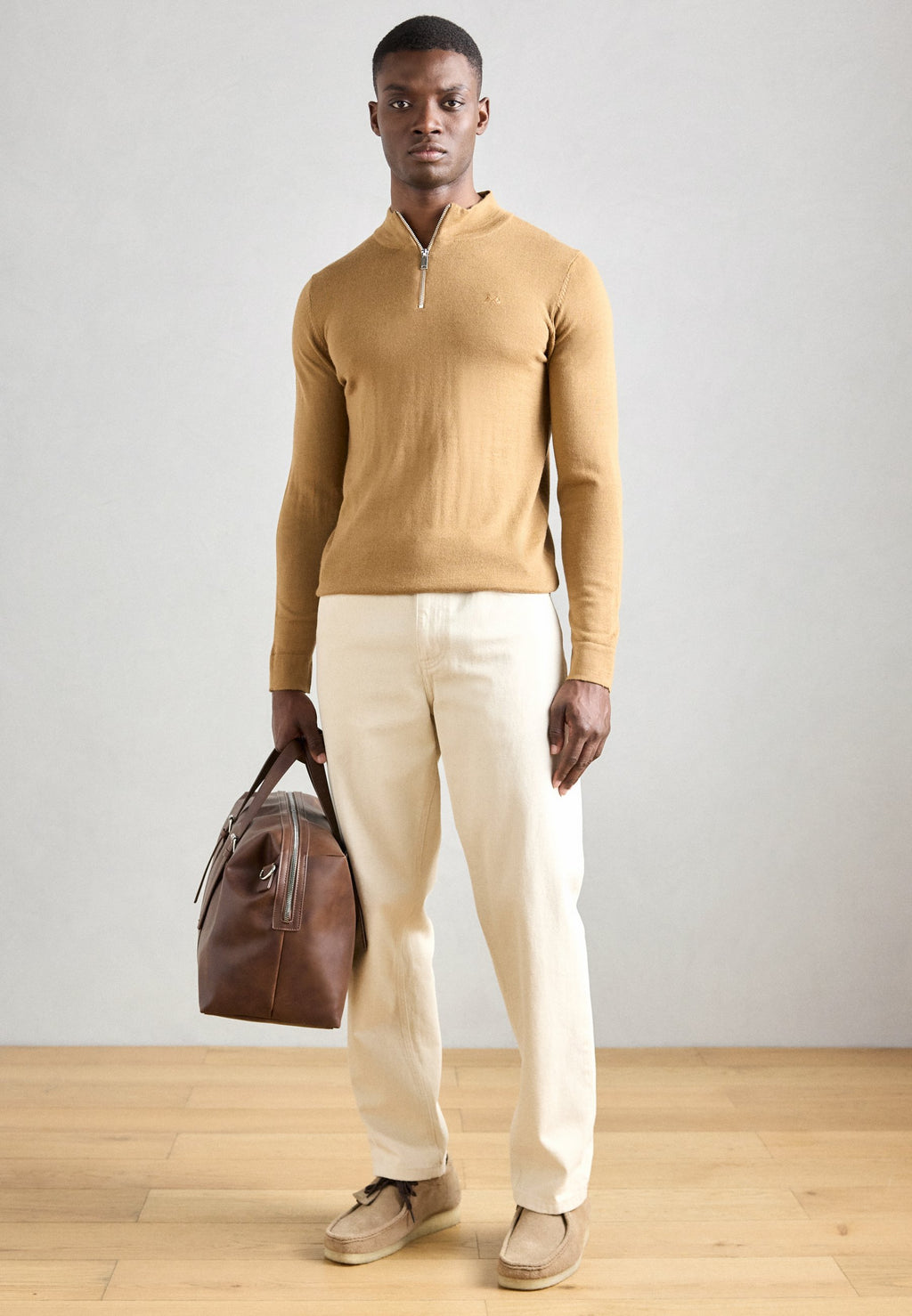 HALF ZIP MOCK NECK Media 2
