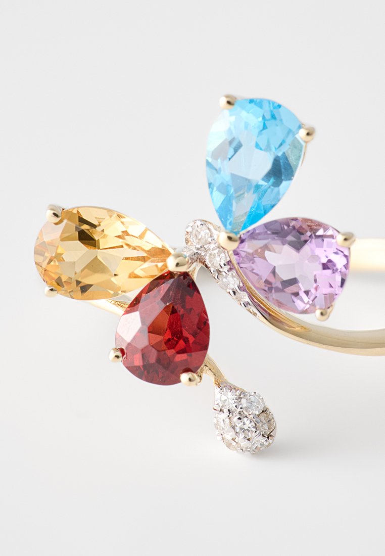 Le Diamantaire TAIRA 0.045 CT DIAMOND