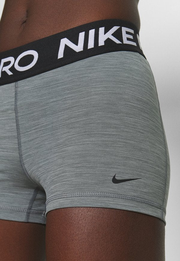 Nike Performance