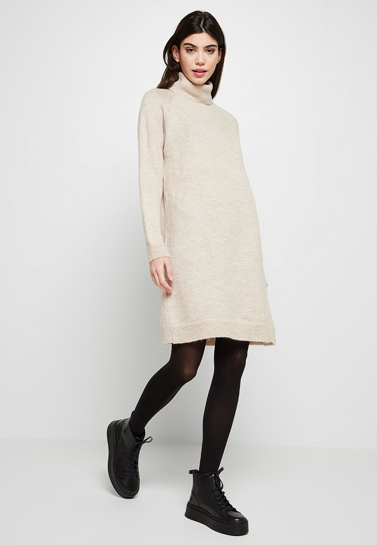 DRESS FEM KNIT PC81/PL19 Media 1