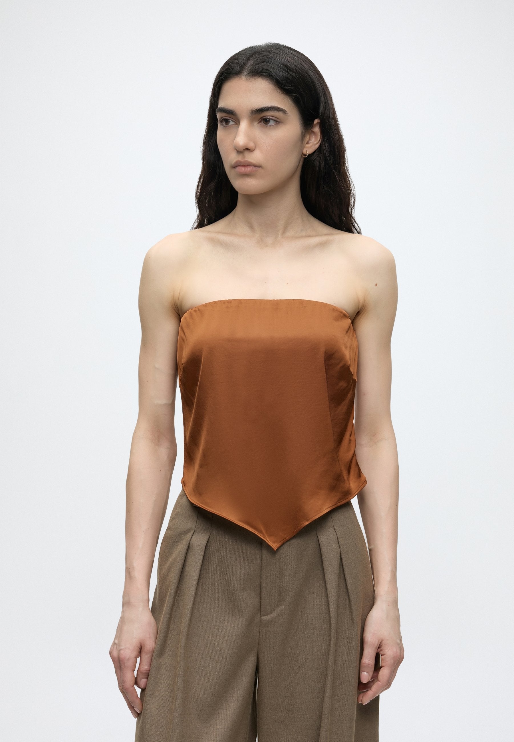 Good American HANDKERCHIEF TOP