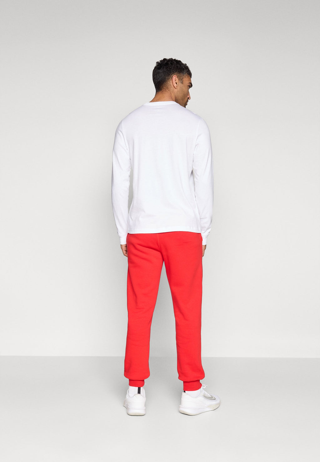 Nike Performance