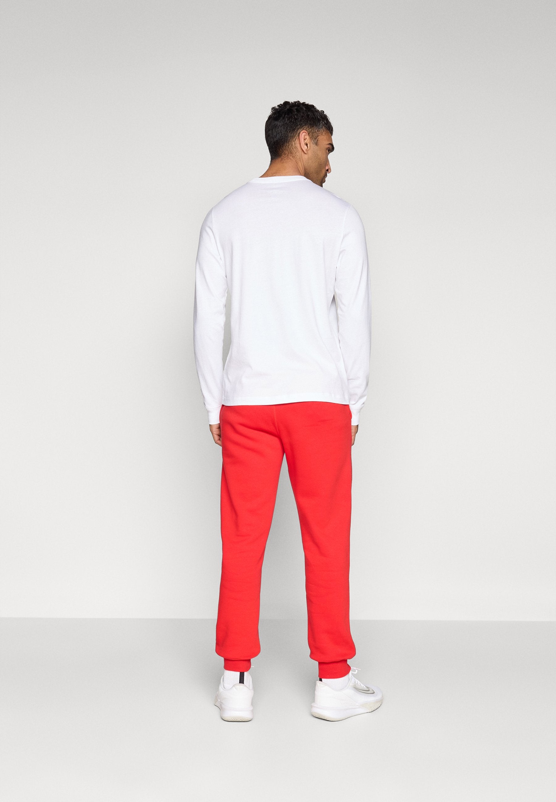 Nike Performance