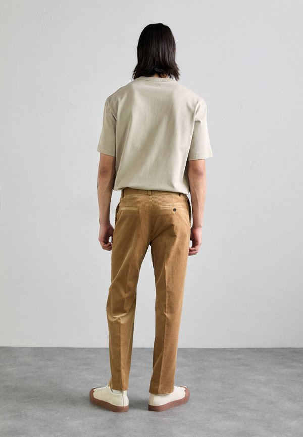Filippa K CROPPED TROUSERS