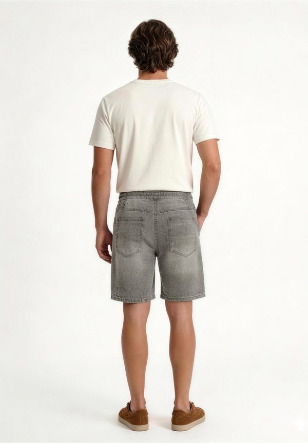 Pier One by Zalando