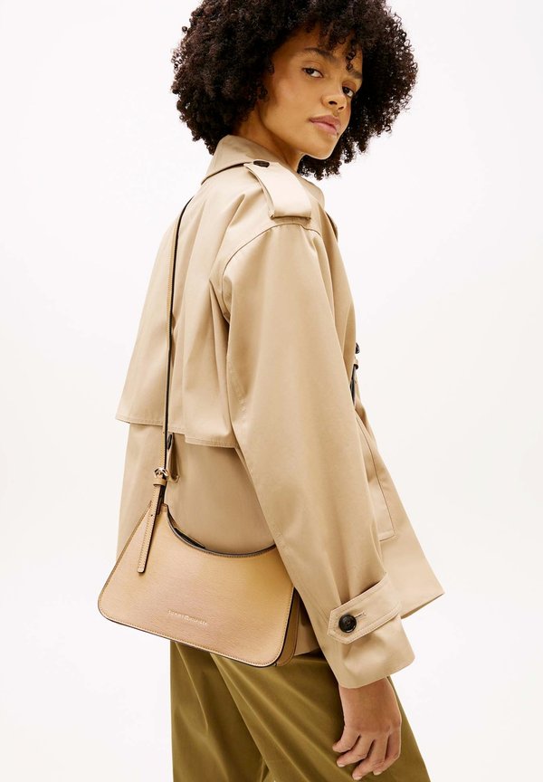 Tommy Hilfiger TH MODERN CROSSOVER - Cross body bag - safari canvas