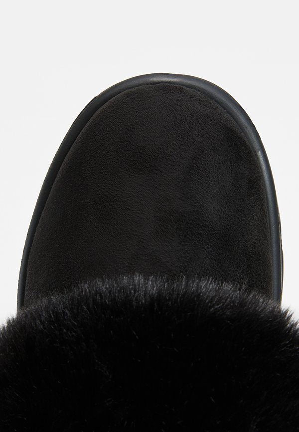 Love Moschino WINTER30