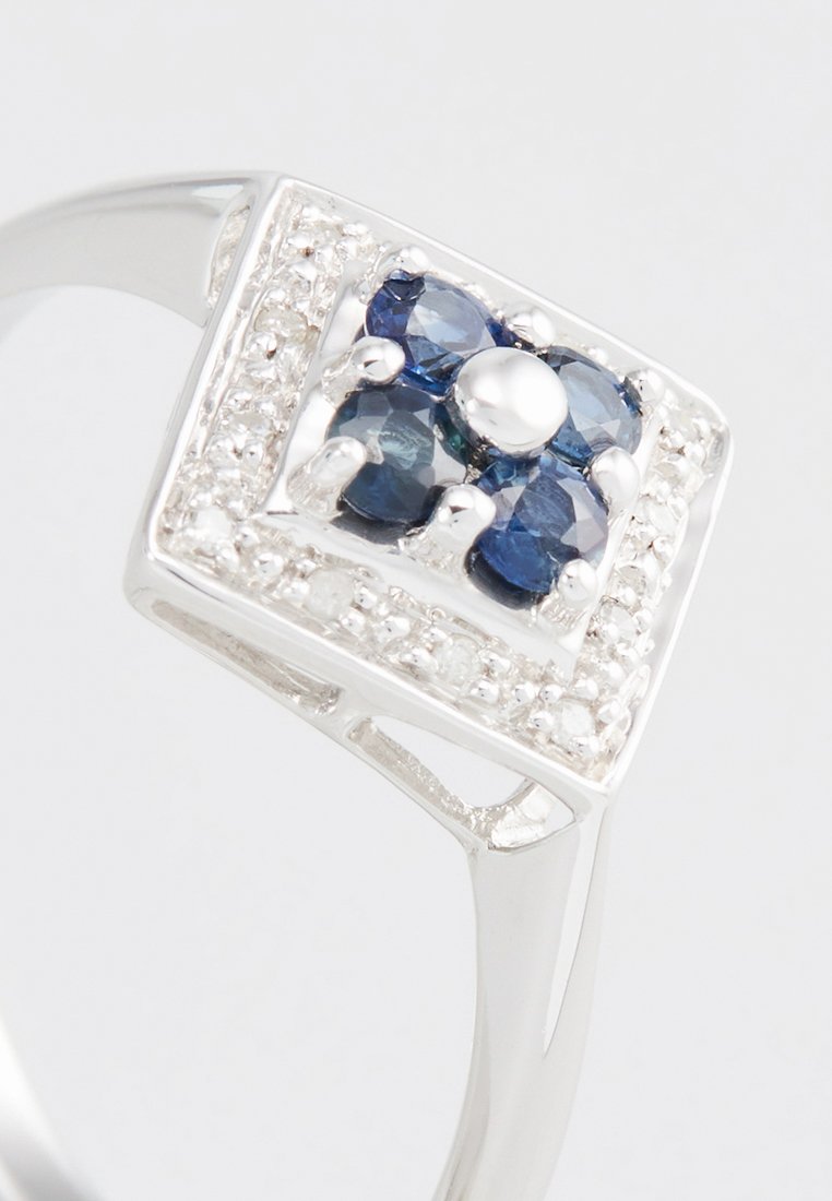 Art Deco 0,039 CT. DIAMOND