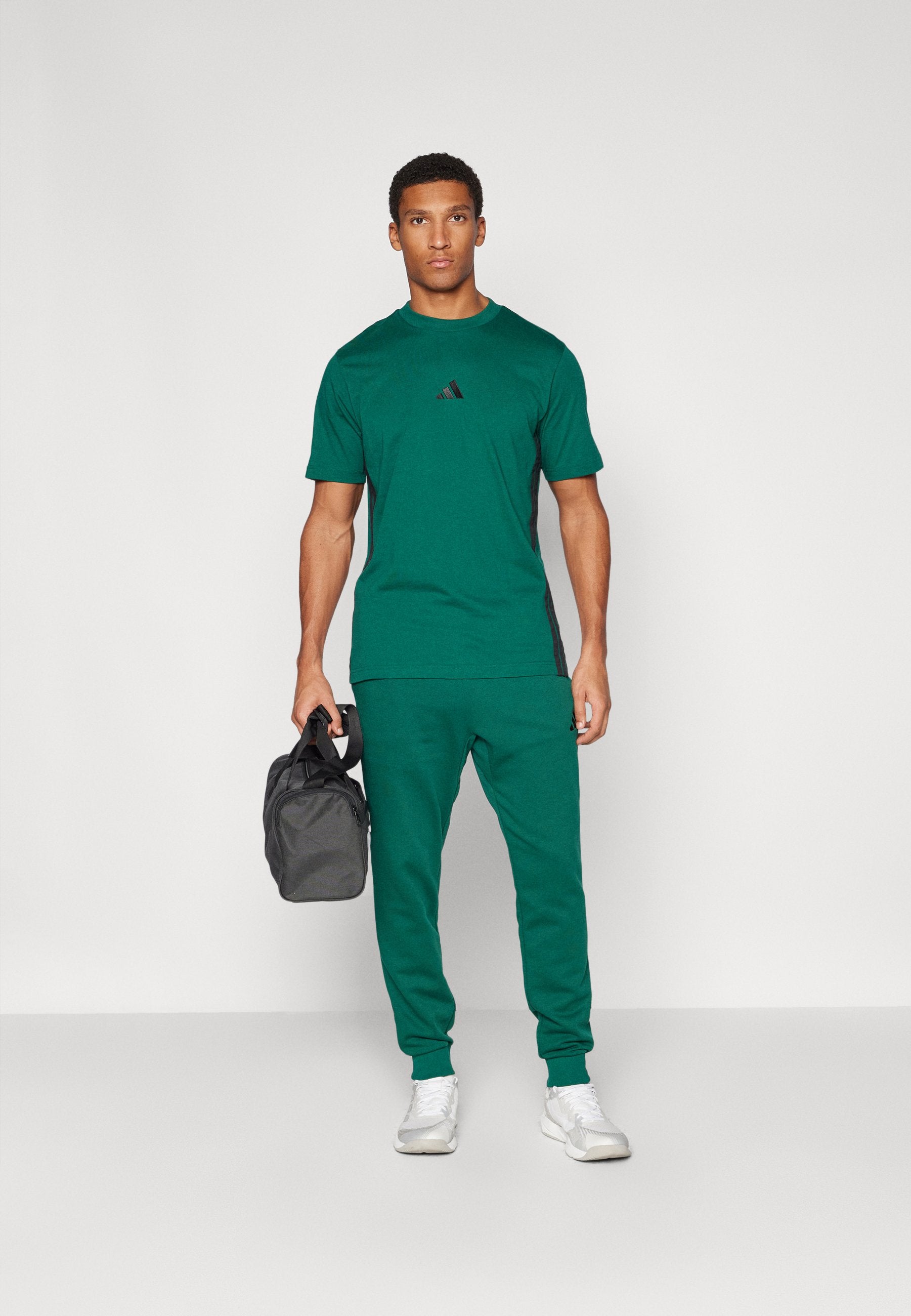 adidas Sportswear ESSENTIALS FEELCOZY FLEECE