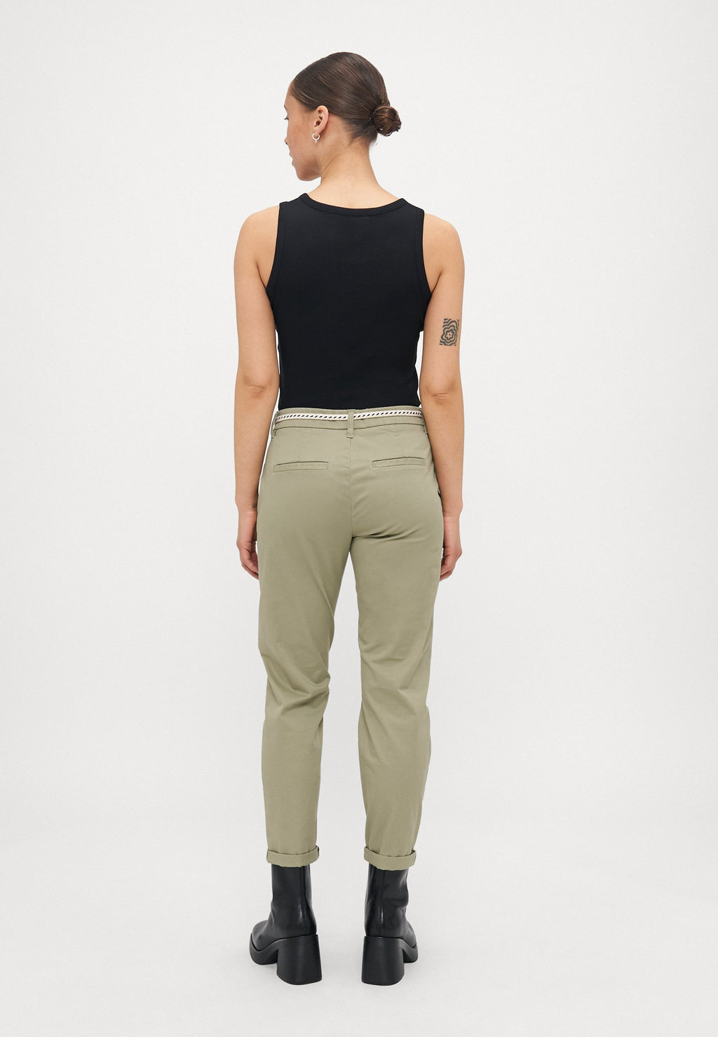 ONLBIANA BELT Media 4
