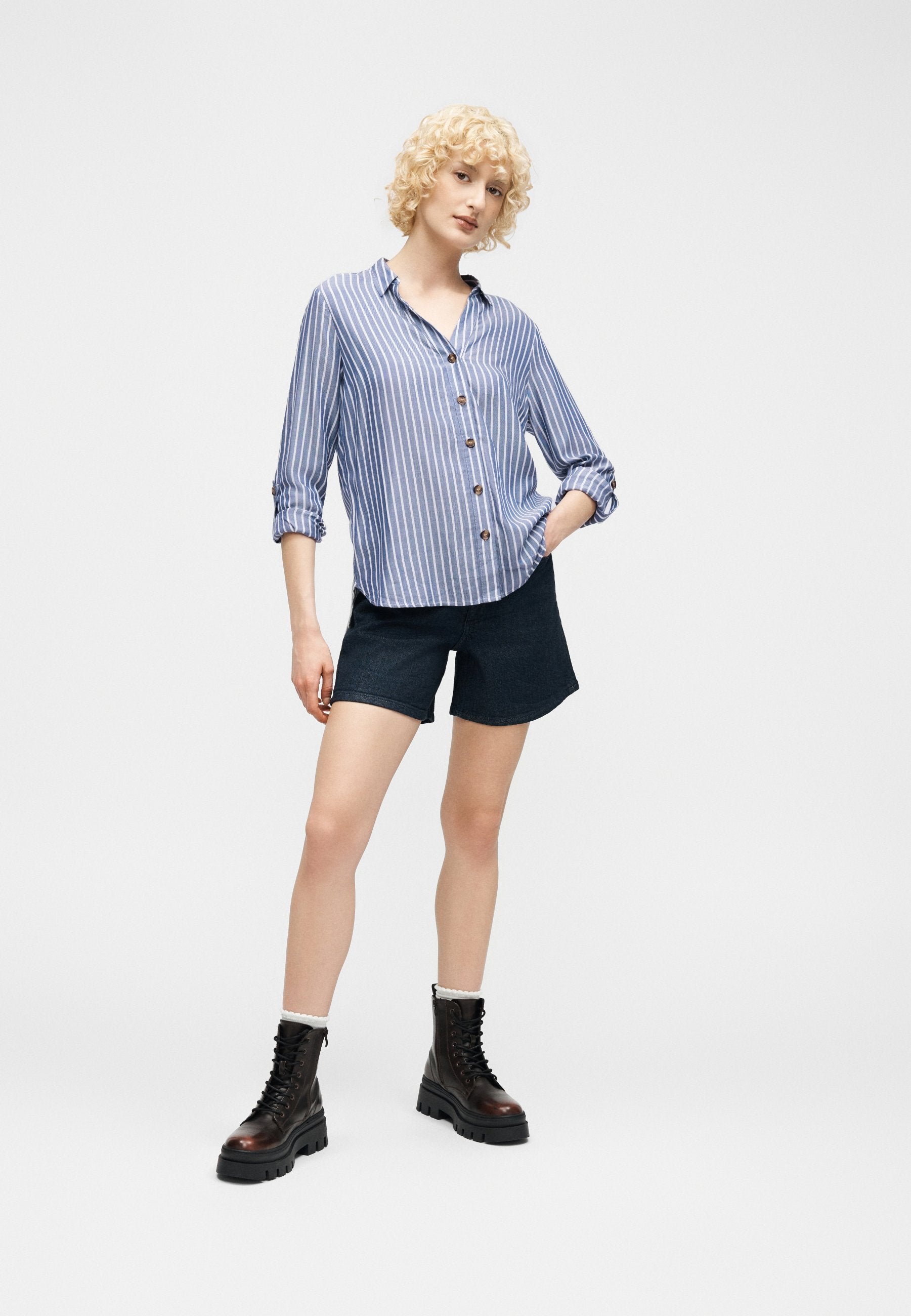 ONLY ONLRILLO PUORI STRIPE SHIRT