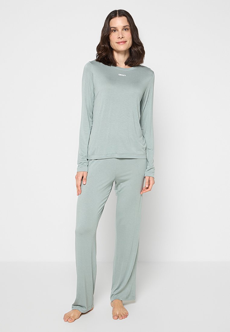 DKNY Loungewear Nachtwäsche Set Media 1