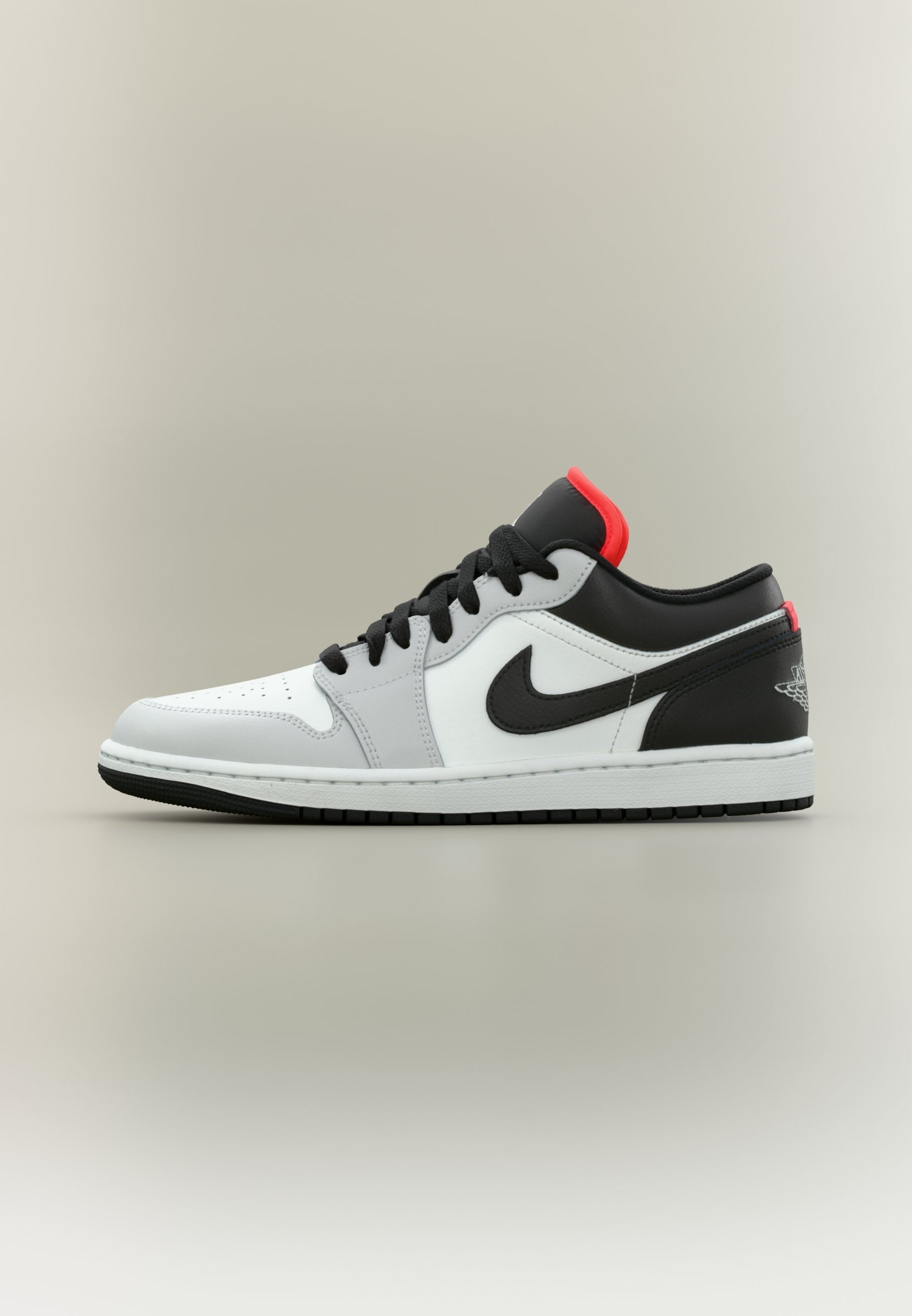 Jordan AIR JORDAN 1