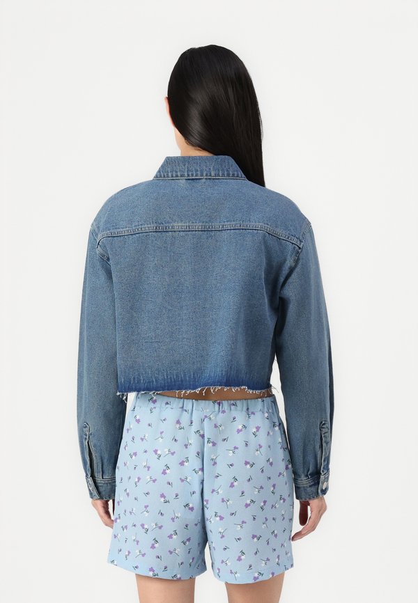 Noisy May NMRINA OVERSIZE CROPPED SHAKET
