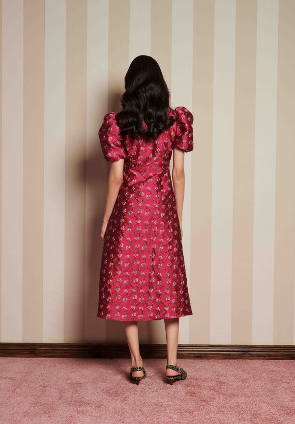 Sister Jane MOMENTO JACQUARD