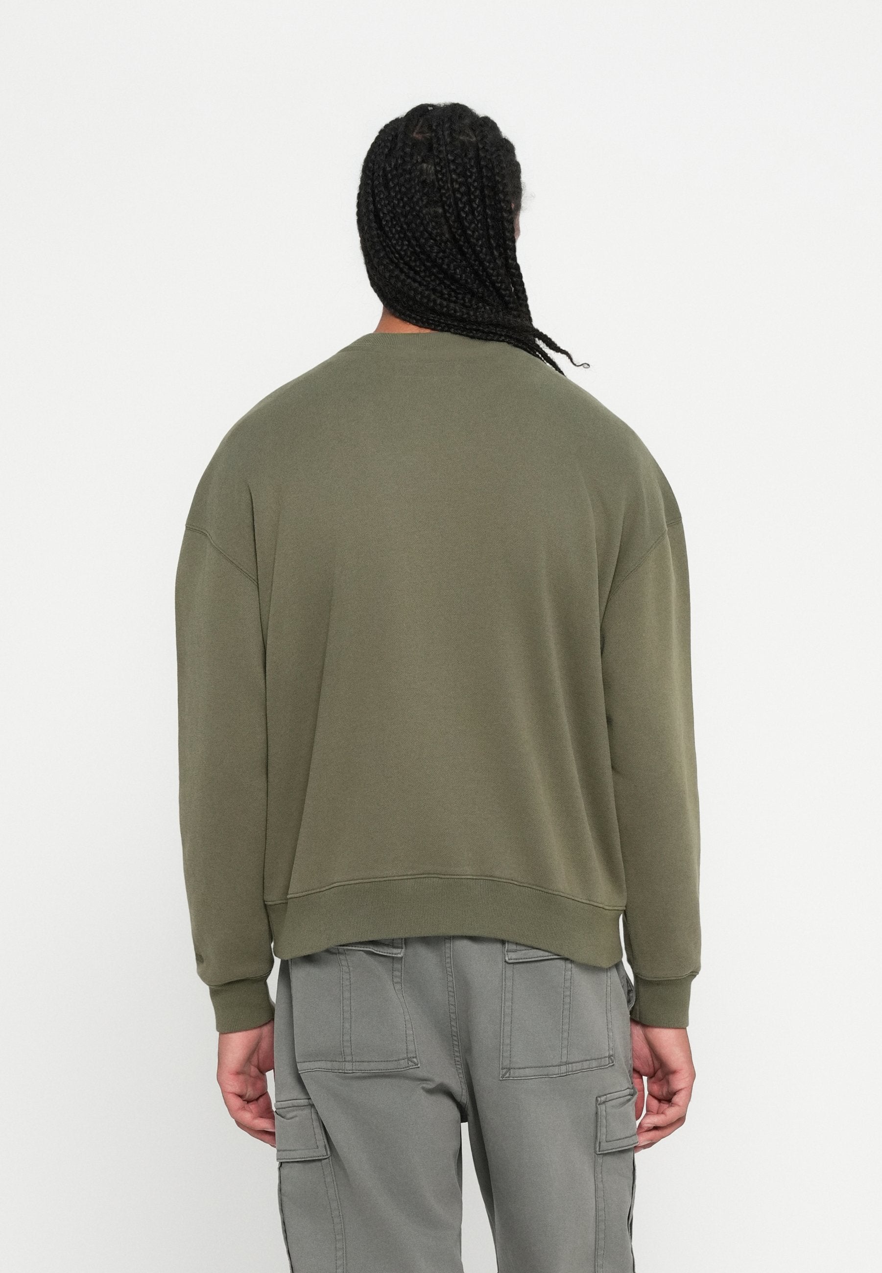 Hollister Co. WEBEX BOXY CREWS