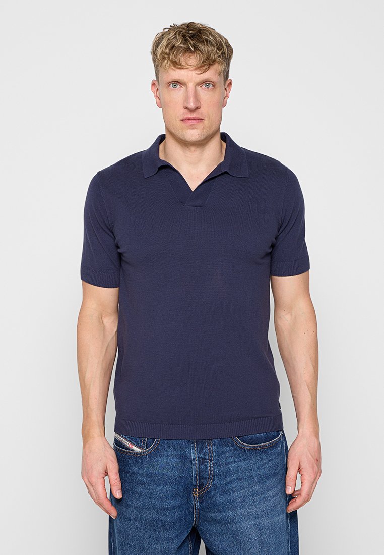 NO EXCESS Strickpullover Media 1
